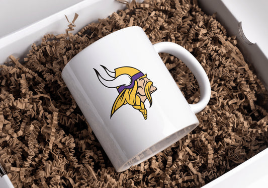 Taza de café Vikings, taza de la NFL de los Minnesota Vikings, equipo de la NFL de los Vikings, taza con nombre personalizado, amantes de los Vikings, taza de la NFL, regalo para él